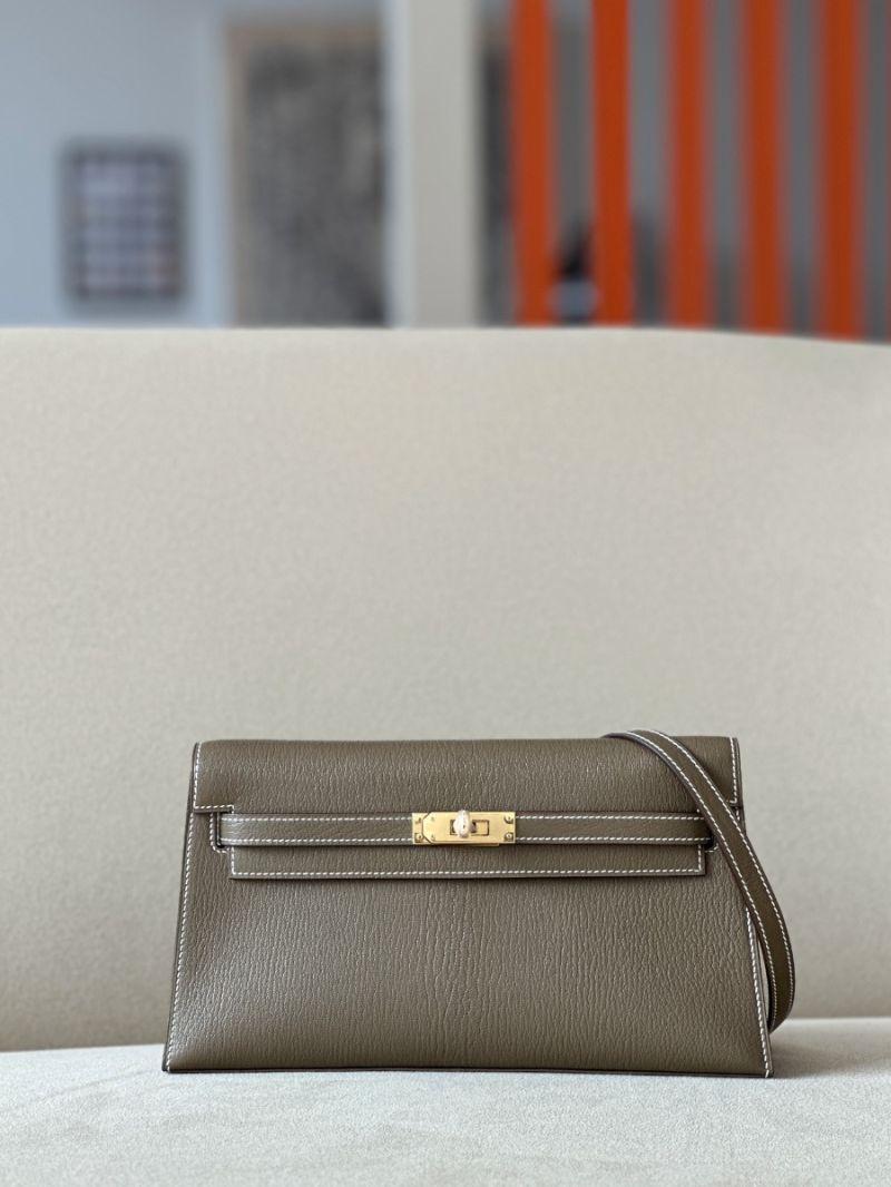 Hermes Kelly Elan Shoulder Bag in Chevre Mysore Etude
