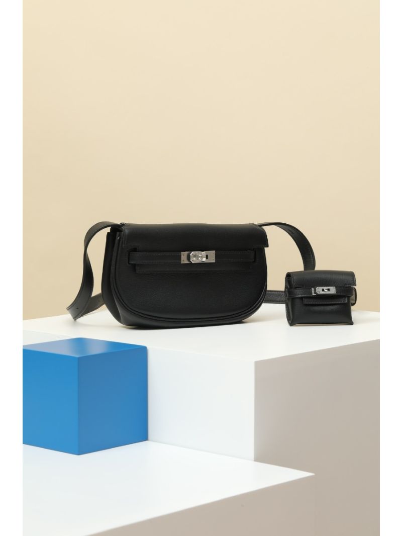 Hermes Kelly Moove shoulder bag in 2Z Black Swift leather