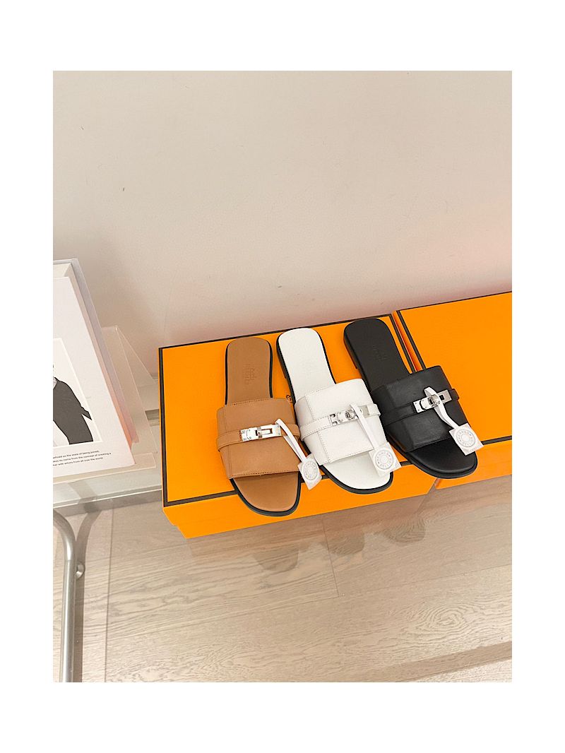 Hermes Giulia Sandal in Calfskin H231056Z