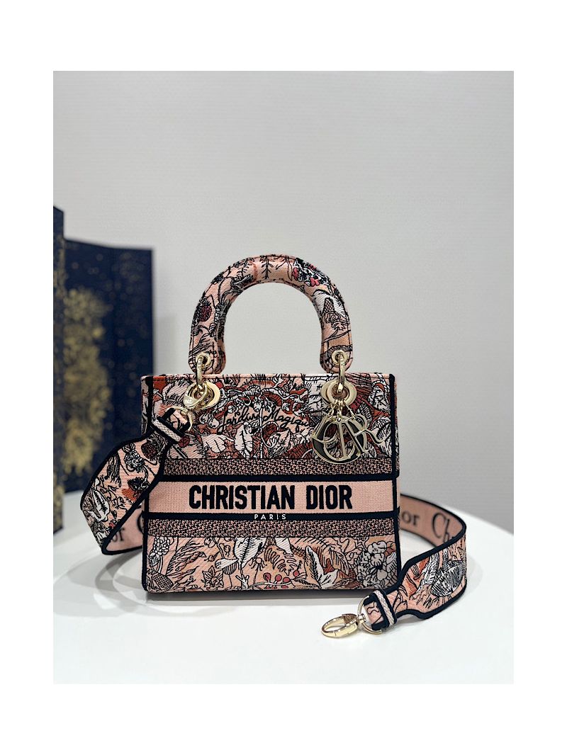 Dior Medium Lady D-Lite Bag Powder Pink Dior Jardin Magique Embroidery M0565