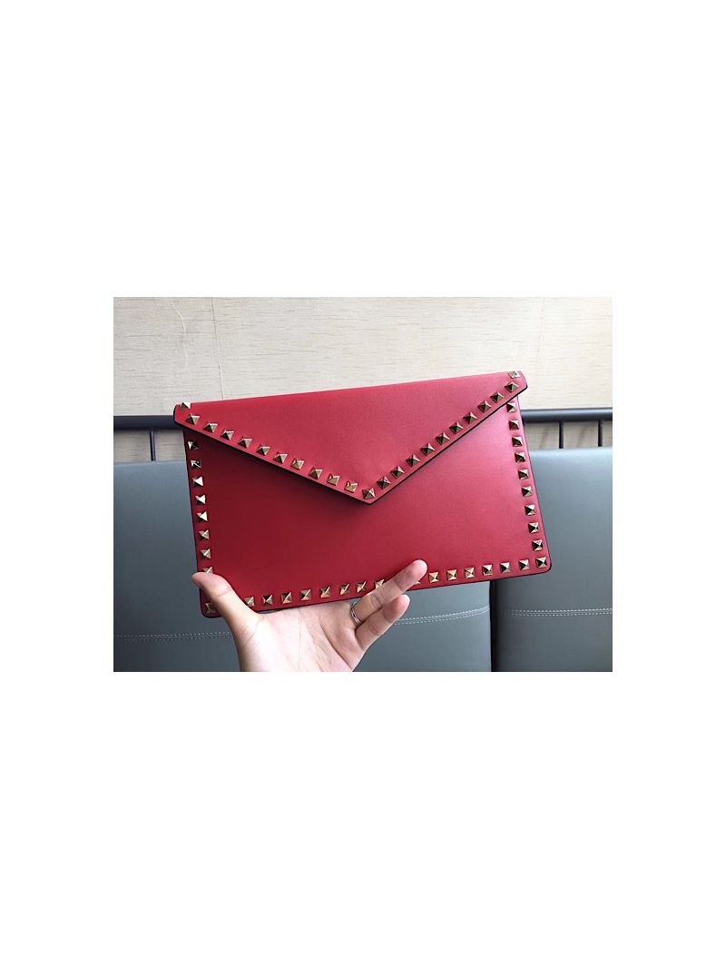 Valentino Garavani Rockstud Leather Pouch Maroon