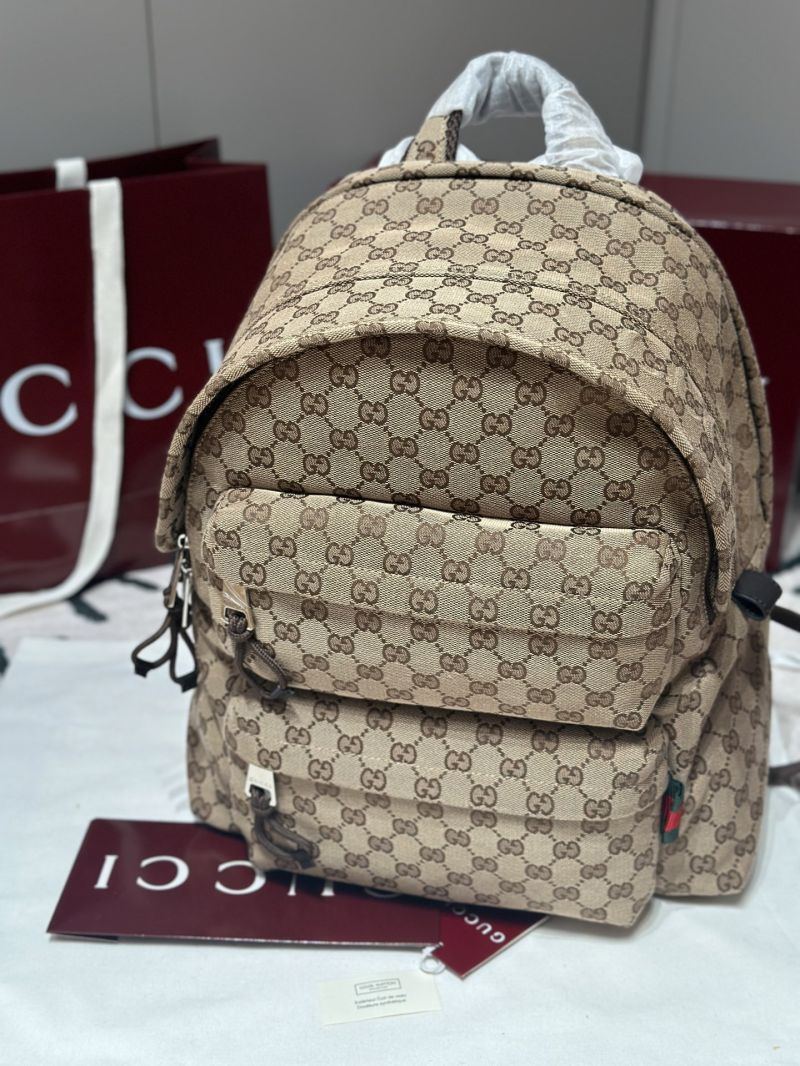 Gucci GG Supreme Multi-Pocket Backpack in Canvas and Brown Leather 658573
