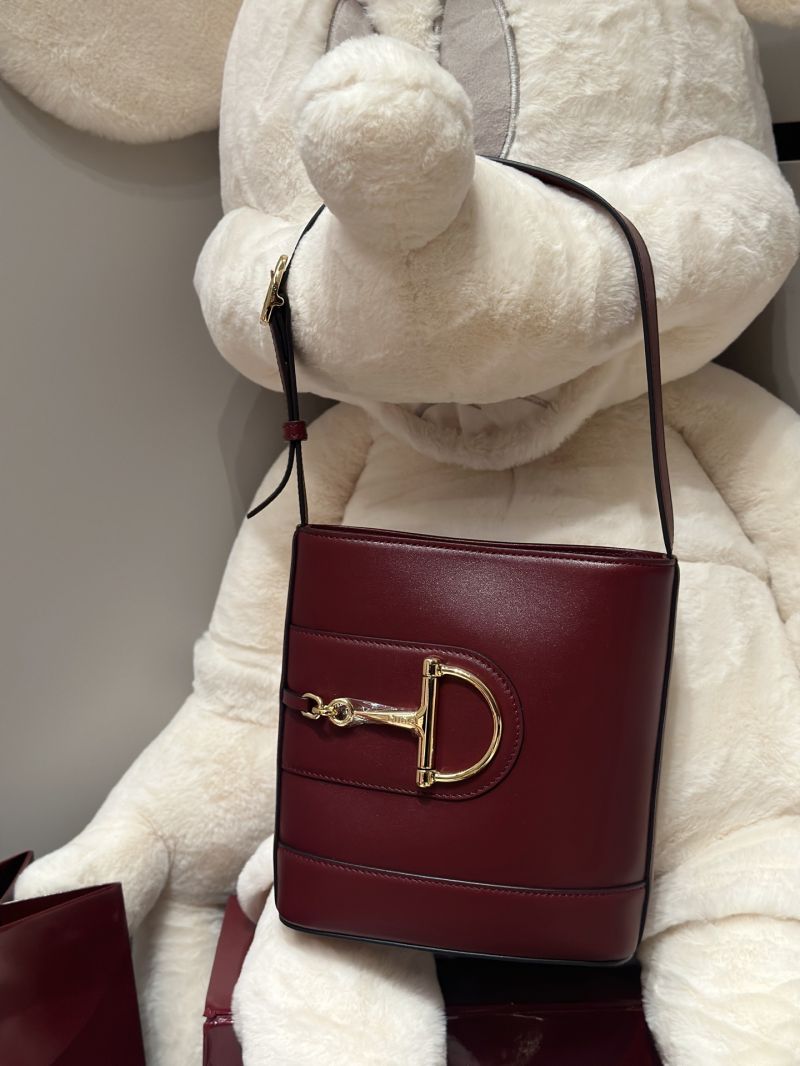 Gucci Horsebit 1955 Small Bucket Bag in Rosso Ancora Leather Red 785002