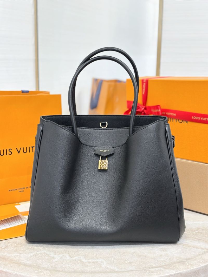 Louis Vuitton Vend&ocirc;me MM in Grained Cowhide Leather Black M26338
