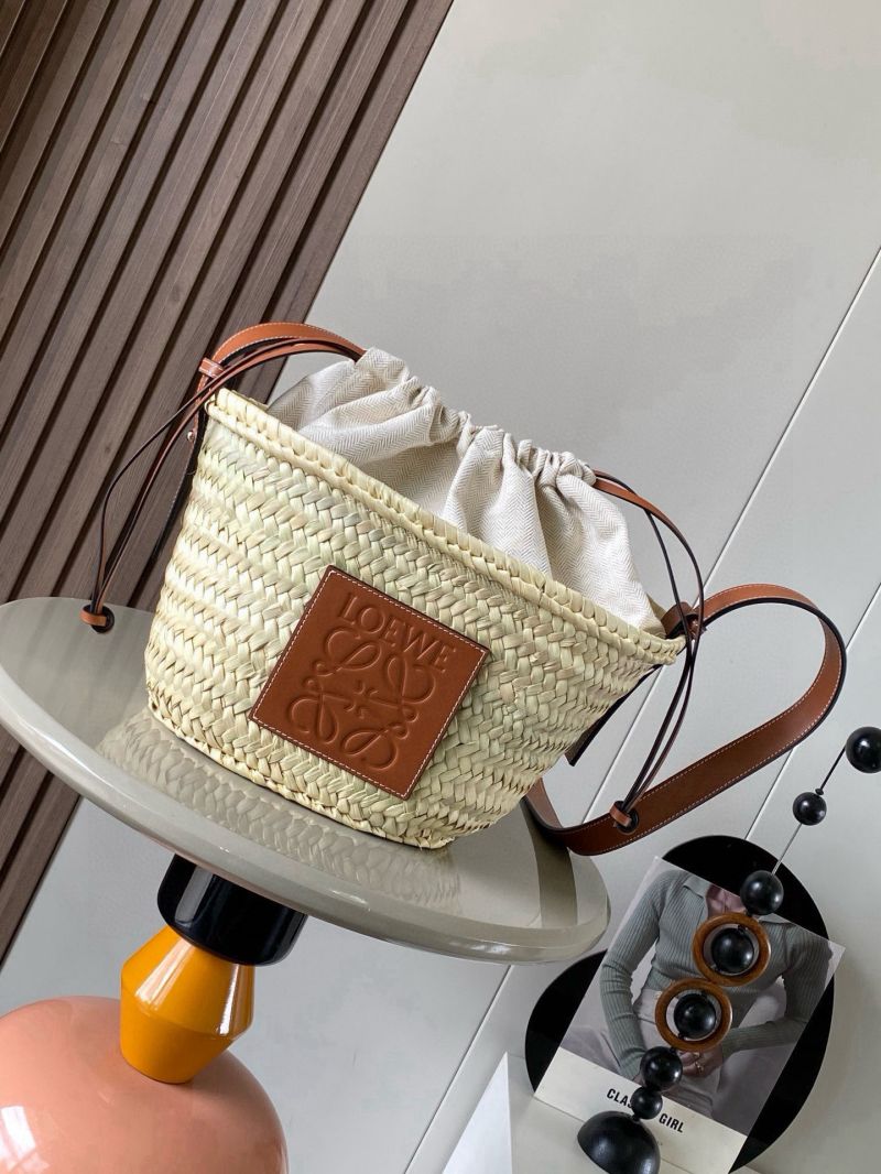 Loewe Small Basket Bag in Palm Leaf and Calfskin Natural/Tan A223S93X04