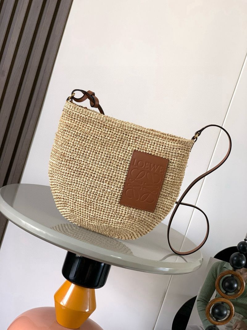 Loewe Small Slit Bag in Raffia and Calfskin Natural/Tan A688P28X27