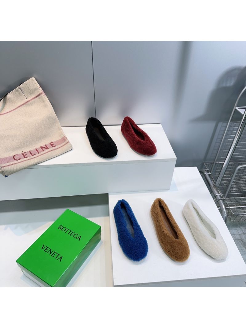 Bottega Veneta BV Rosa Ballerina in Merino Shearling 843963 Black