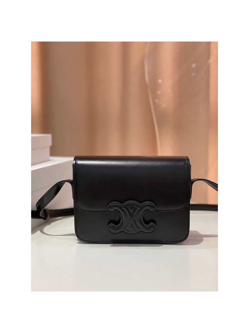 Celine Teen Bag Cuir Triomphe In Shiny Calfskin 199233 Black