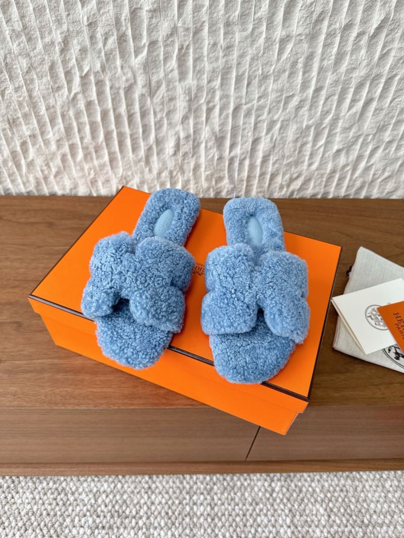 Hermes Oran Sandals in Shearling H212178Z Teddy Slides Sky Blue