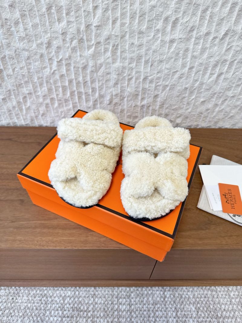 Hermes Men Female Chypre Sandal in Shearling H222931 Craie