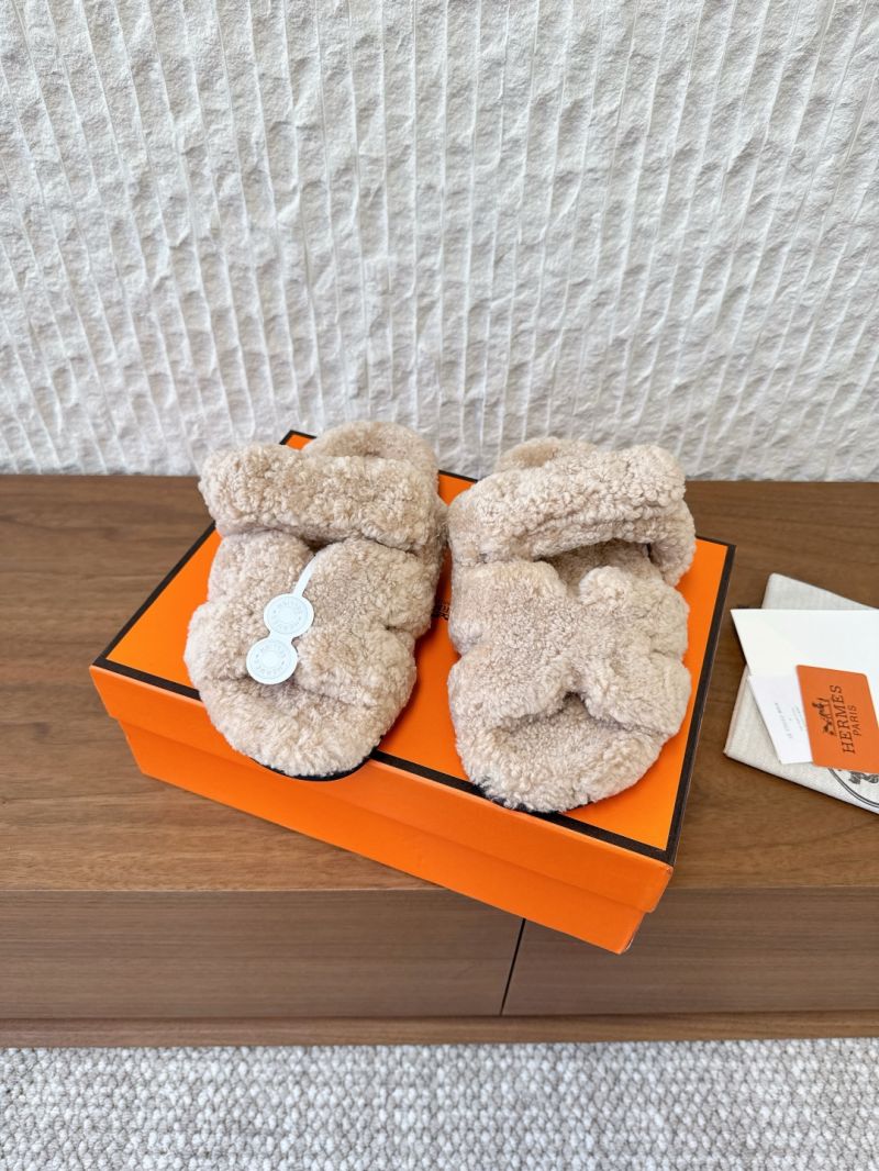 Hermes Men Female Chypre Sandal in Shearling H222931 Light Cream