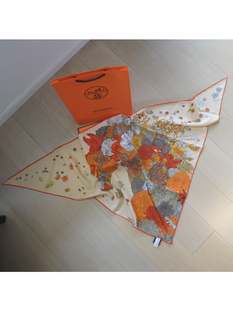Hermes Robe Legere giant triangle H363936S Orange