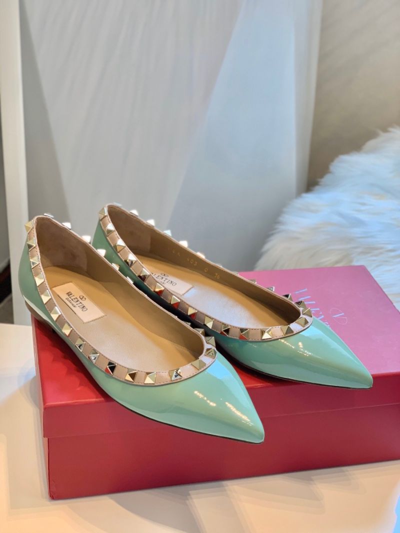 Valentino Garavani Patent Rockstud Ballet Flat Green