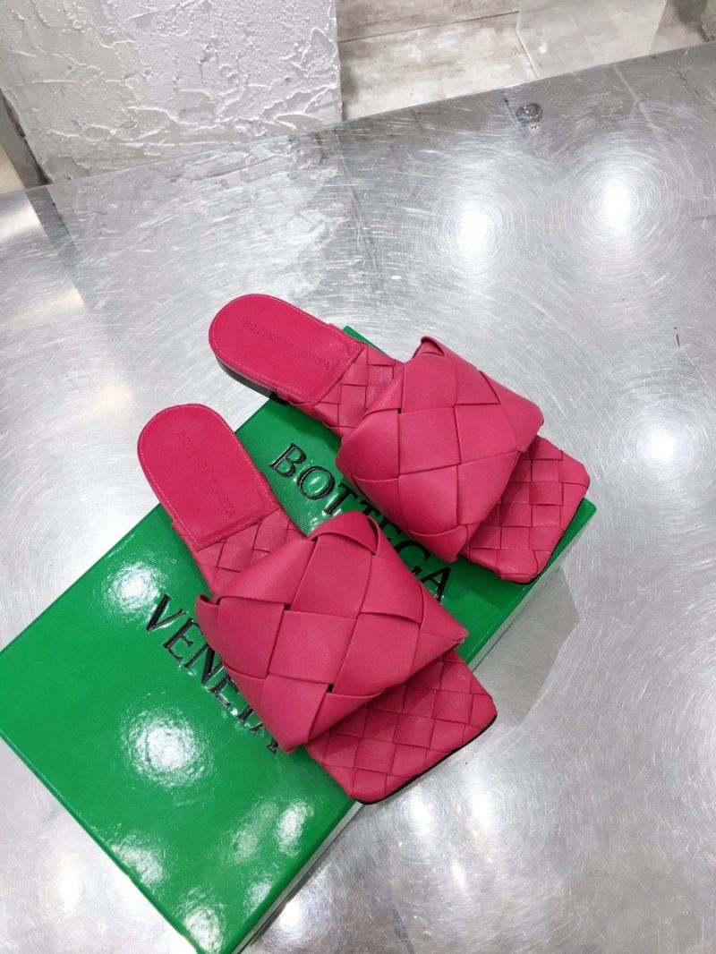 Bottega Veneta BV Lido Flat Sandals 608853 Fuschia