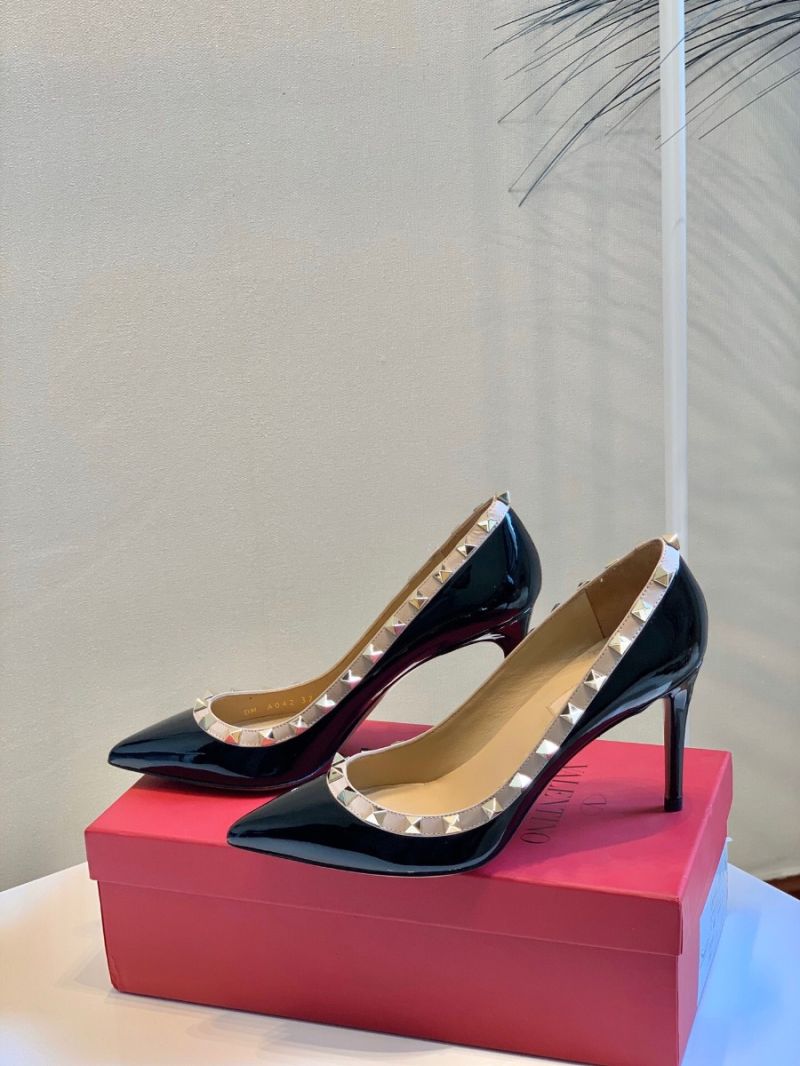 Valentino Garavani Patent Rockstud Pump 85mm Black