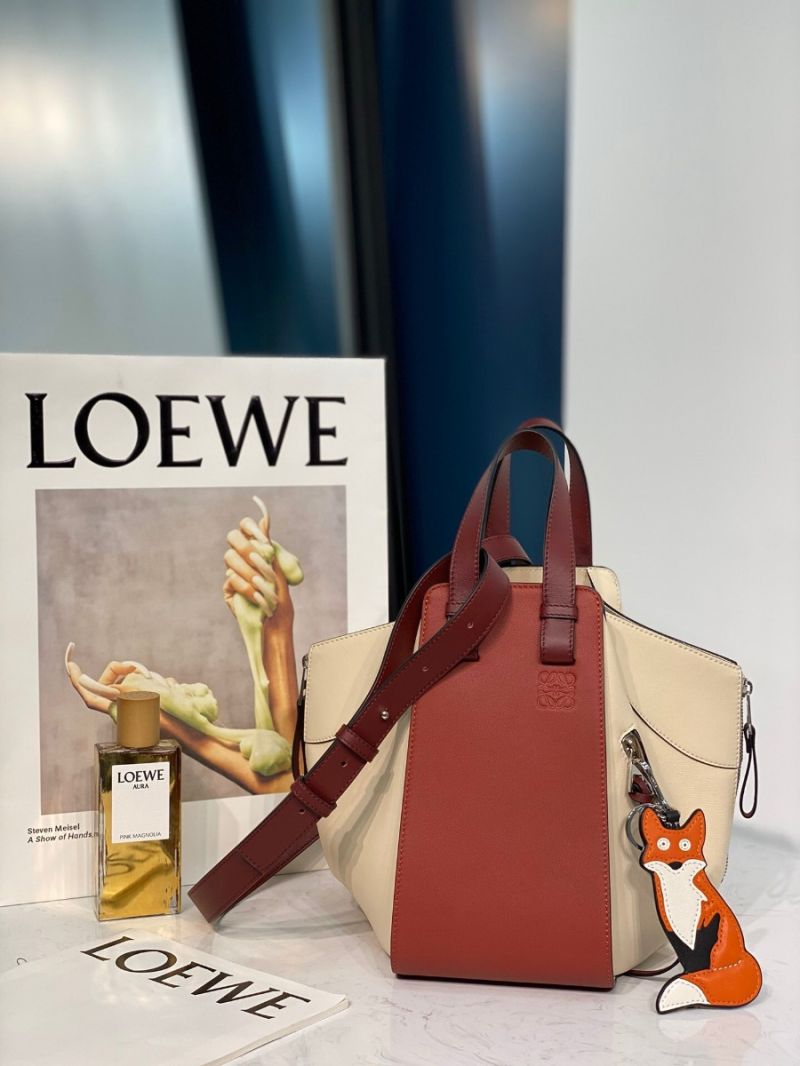 Loewe Hammock Small Bag Smooth Calfskin 66031 Garnet/Ivory