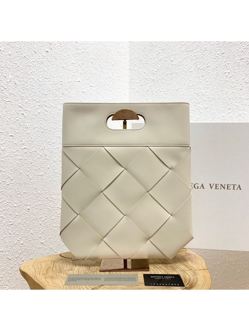 Bottega Veneta BV Slip Small Intrecciato French Calf Tote 574154 White