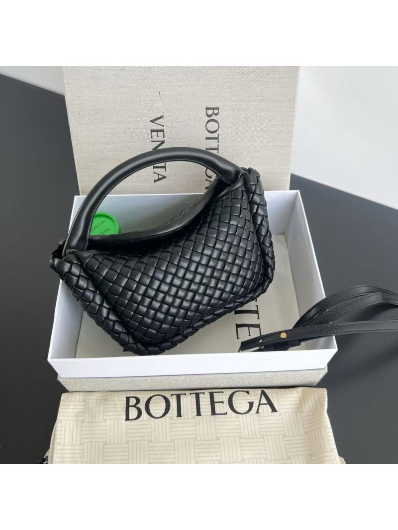 Bottega Veneta BV Small Cobble Top Handle soft padded Intreccio leather 805739 Black
