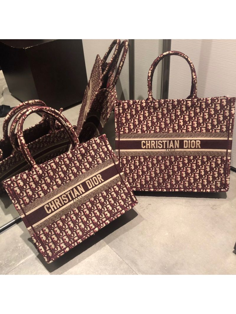 Dior Book Tote bag in burgundy Oblique Embroidered Canvas