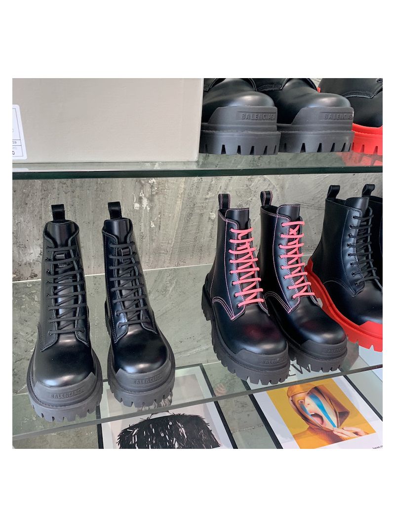 Balenciaga Women's Strike 20mm Lace-up Boot In Black 590974