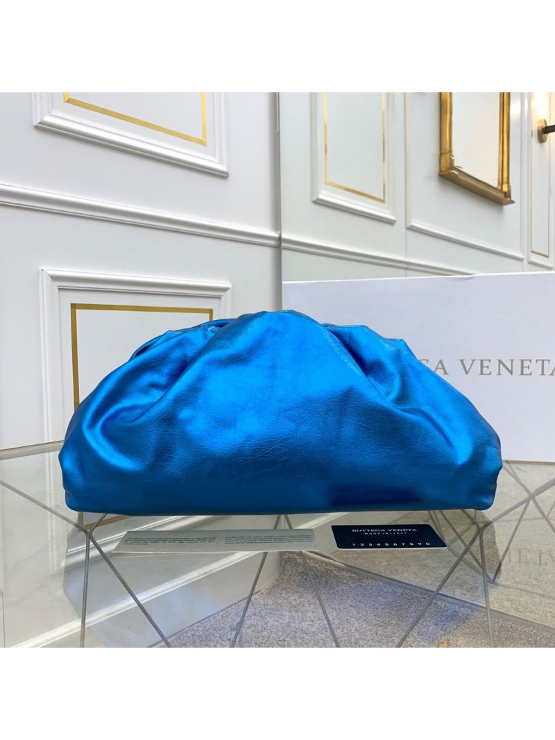 Bottega Veneta BV The Pouch in Metallic Nappa 576227 Sky Blue