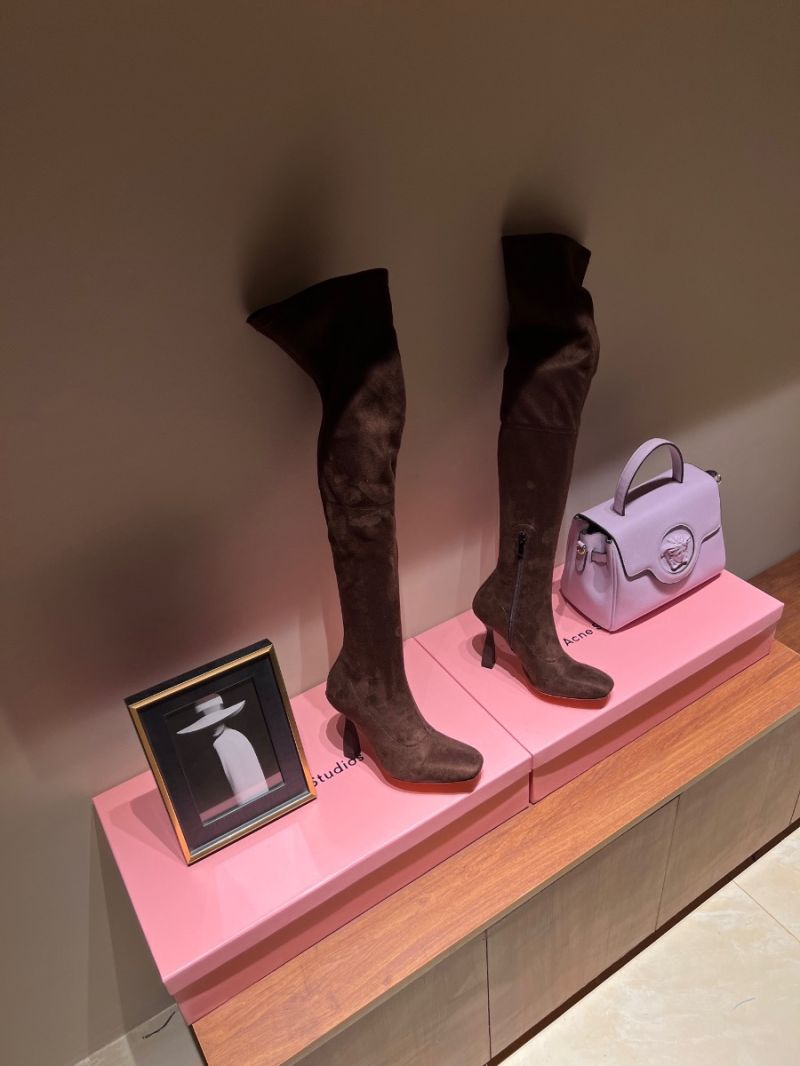 Hermes Hurricane Boots Thigh-high boot in stretch suede goatskin H232227Z Marron Ebene