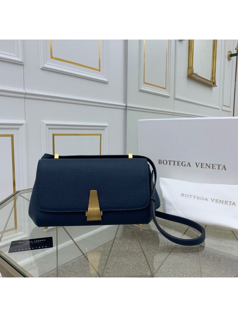 Bottega Veneta BV Small Angle Bag in Palmellato 592139 Blue