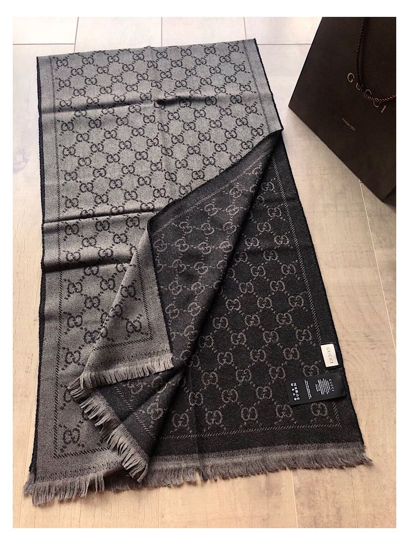 Gucci GG Jacquard Pattern Knitted Scarf Black