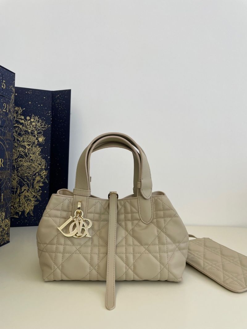 Dior Small Toujours Bag in Macrocannage Calfskin M2822O Powder Beige