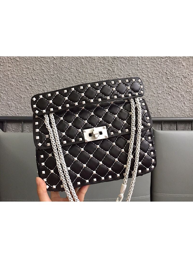 Valentino Garavani Free Rockstud Spike Quilted Leather Chain Bag Black