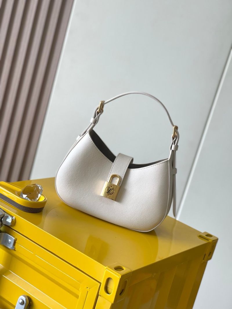 Louis Vuitton LV Low Key Shoulder Bag M24611 Grained Calfskin Quartz