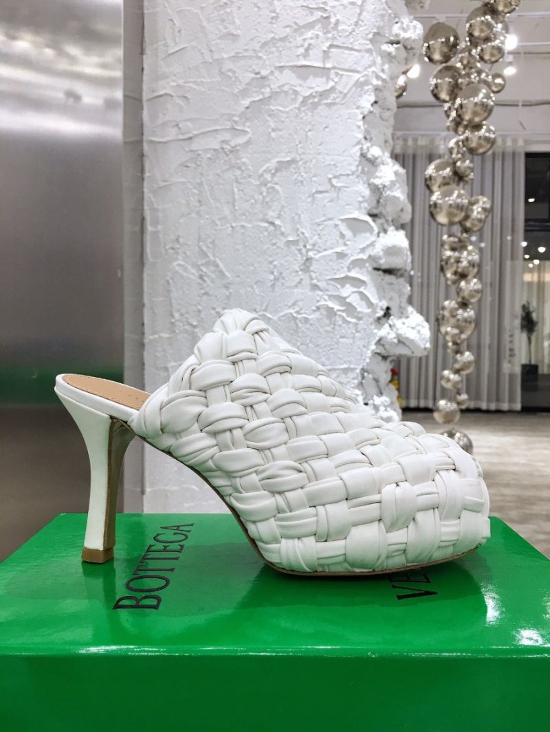 Bottega Veneta BV The Bold 630149 White