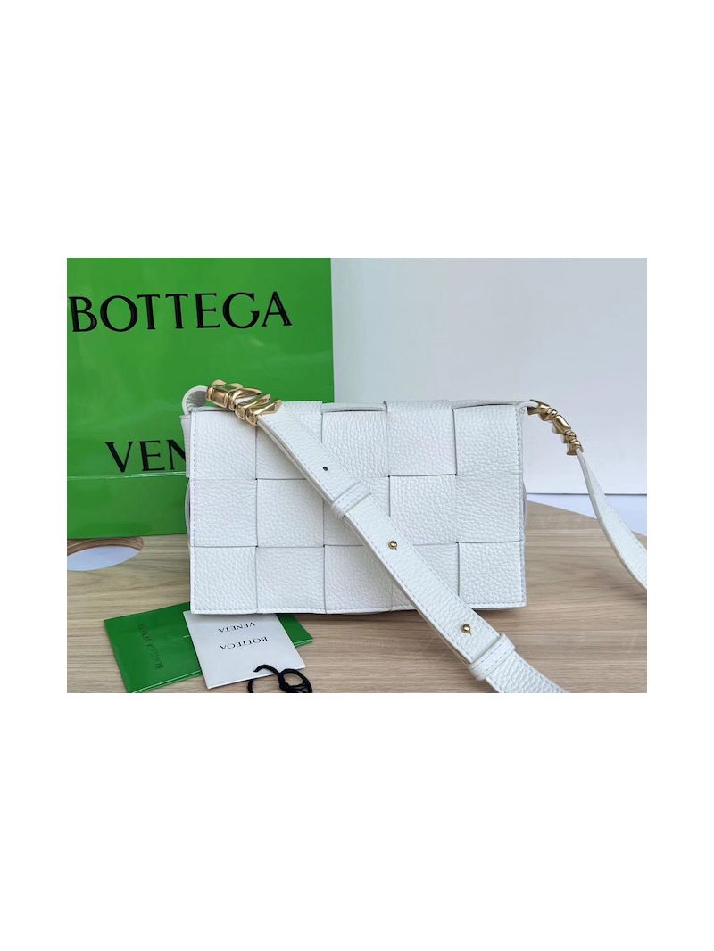 Bottega Veneta BV Cassette Intrecciato Grained Leather Bag 666870 White