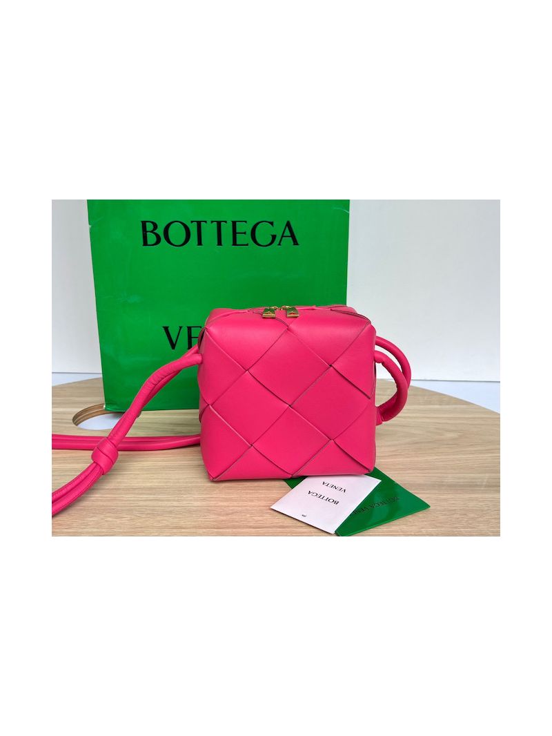 Bottega Veneta BV Mini Cassette Camera Bag 701915 Cranberry