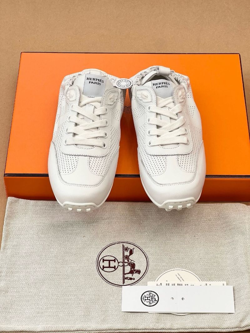 Hermès Men Female In Sneaker in Perforated Supple Calfskin with Medor Studs H241193Z White