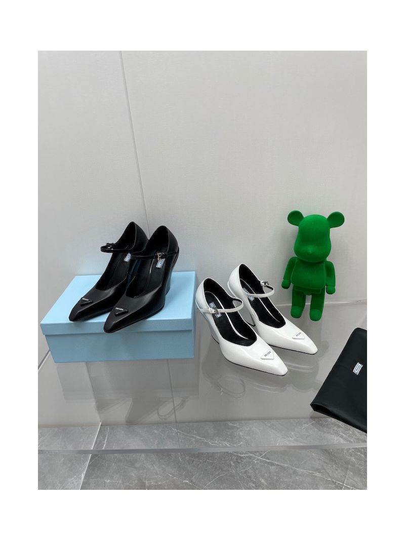 Prada Brushed leather slingback pumps 95mm 1I982M