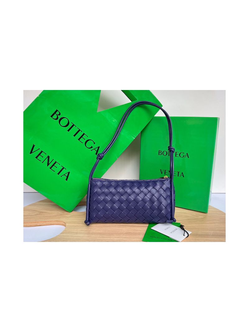 Bottega Veneta BV Pouch On Strap 701025 Unicorn