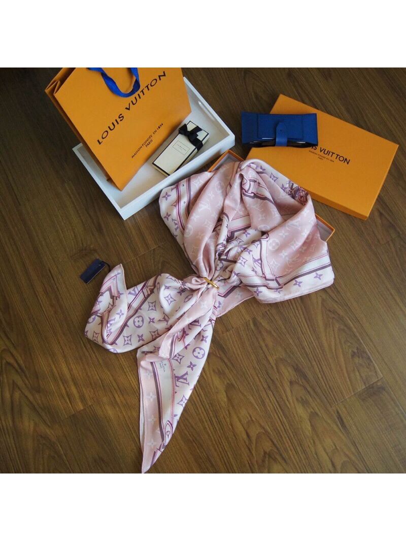 Louis Vuitton LV Confirdential Square Scarf M70638 Light Pink