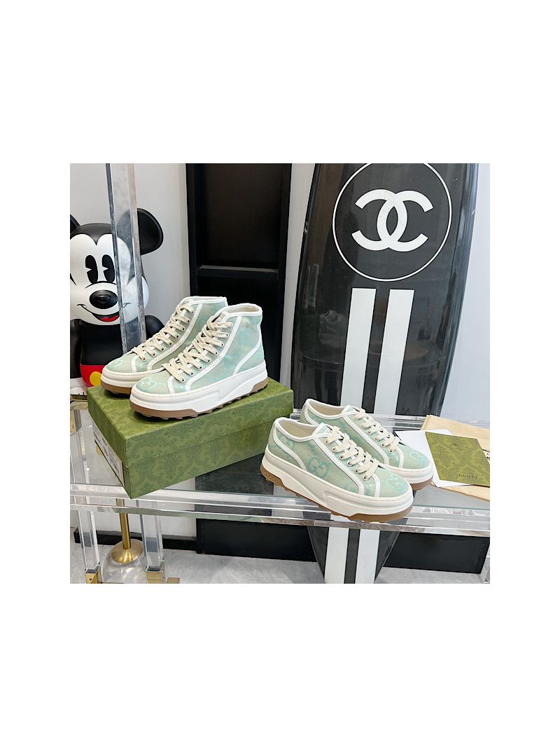 Gucci Women's GG Tennis Sneaker Chunky Sole746766 746768 04