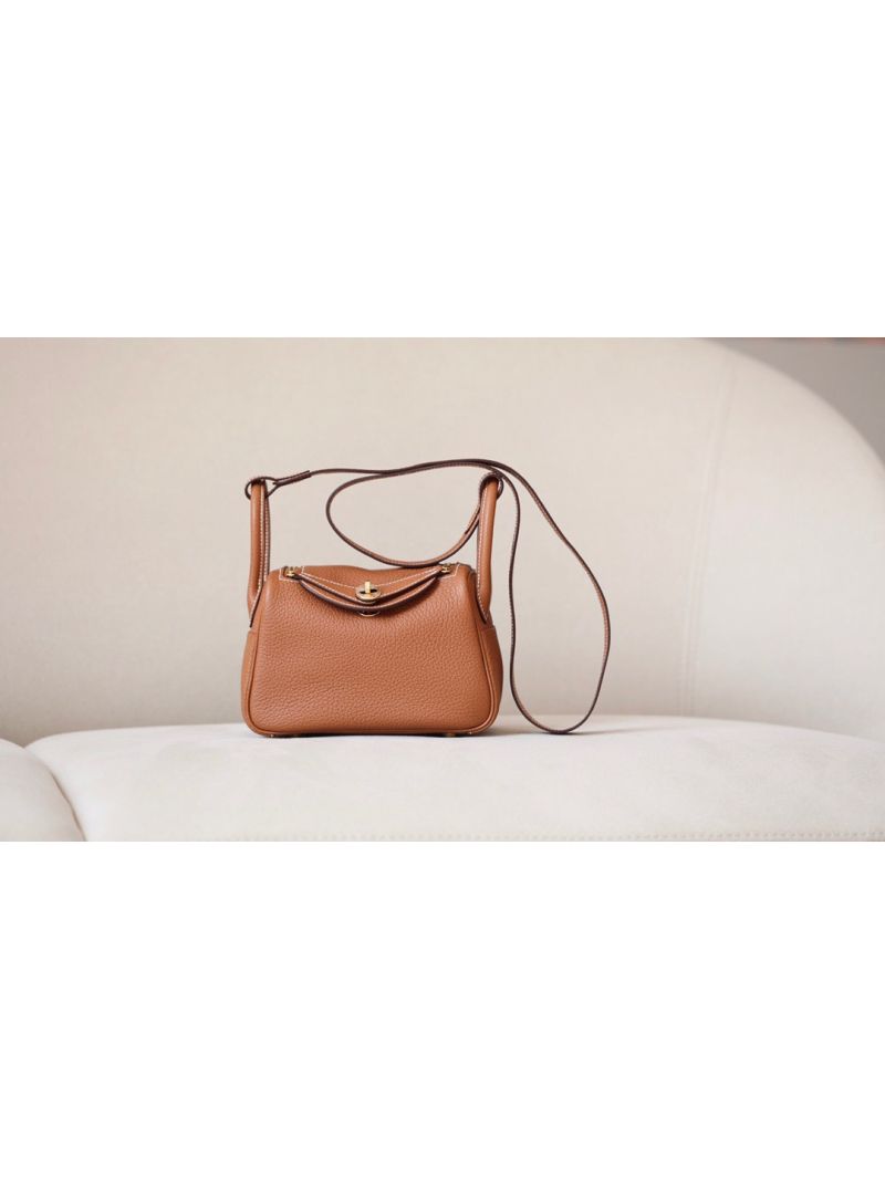 Hermes Mini Lindy 20cm Bag in Clemence Brown
