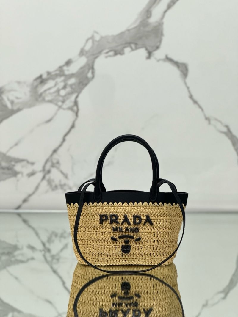 Prada Mini crochet and leather tote bag 1BG501
