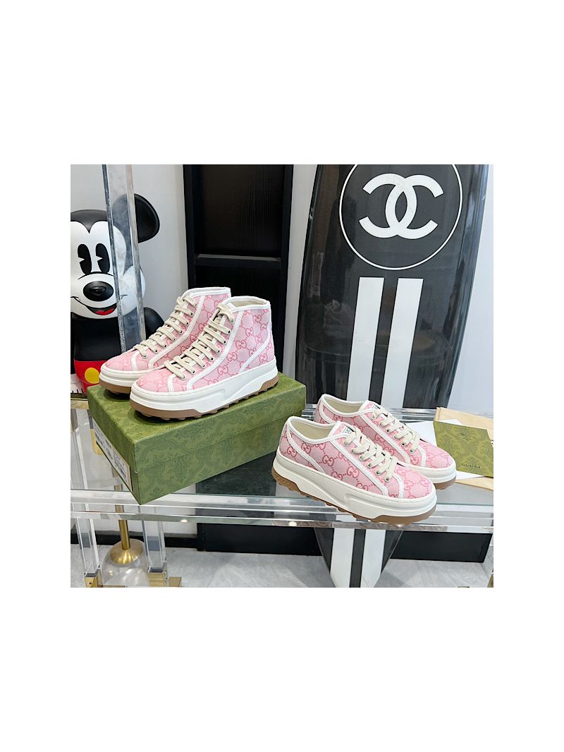 Gucci Women's GG Tennis Sneaker Chunky Sole746766 746768 08