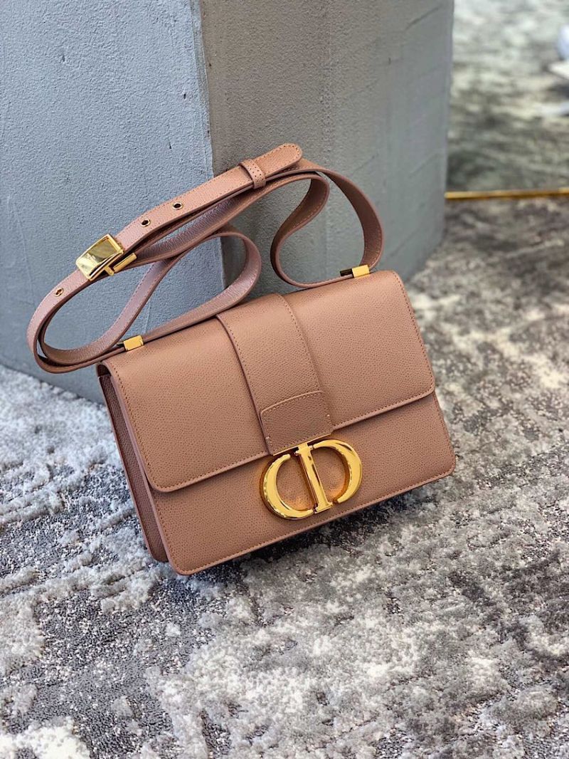 Dior 30 Montaigne Grained Calfskin Bag in Pale Pink