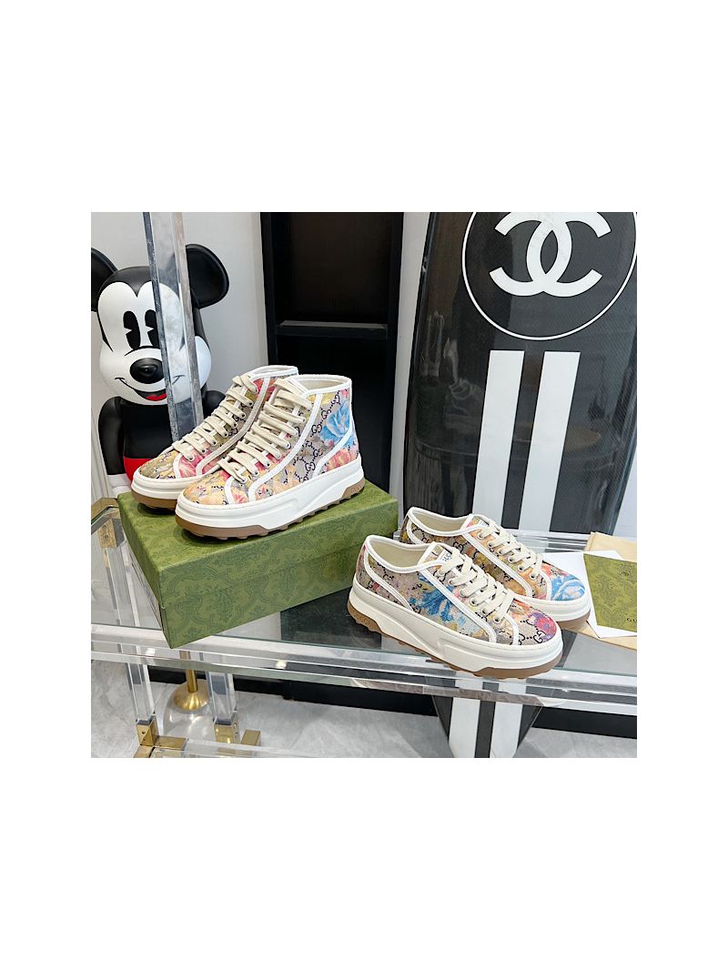 Gucci Women's GG Tennis Sneaker Chunky Sole 746766 746768 11