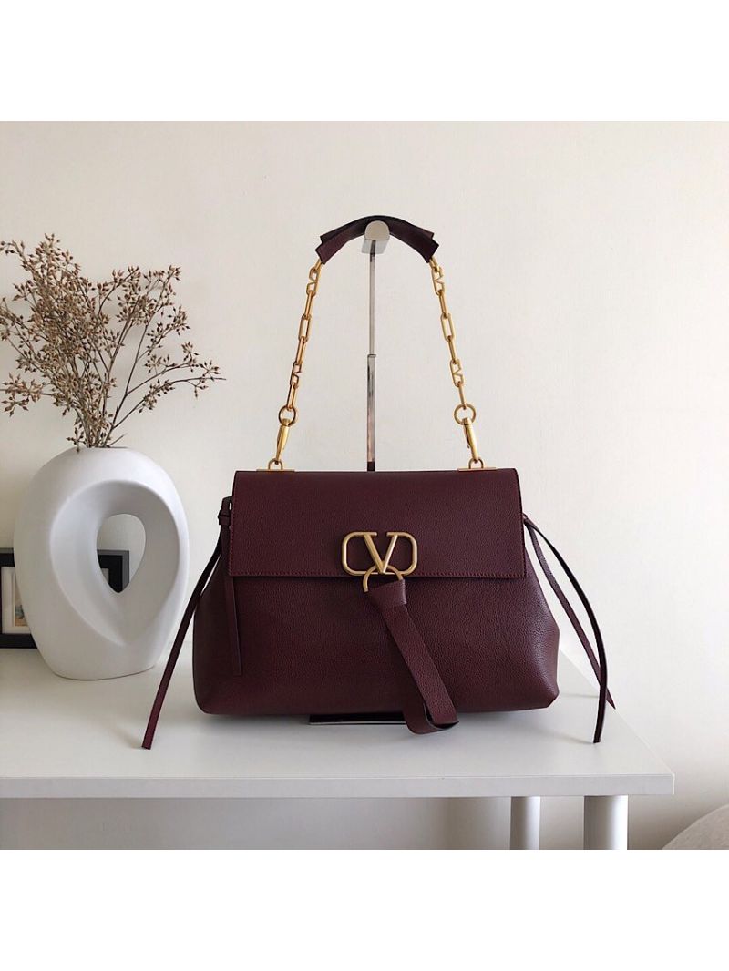 Valentino Garavani Medium VRing Grainy Calfskin Chain Bag RW0B0E13 Cerise