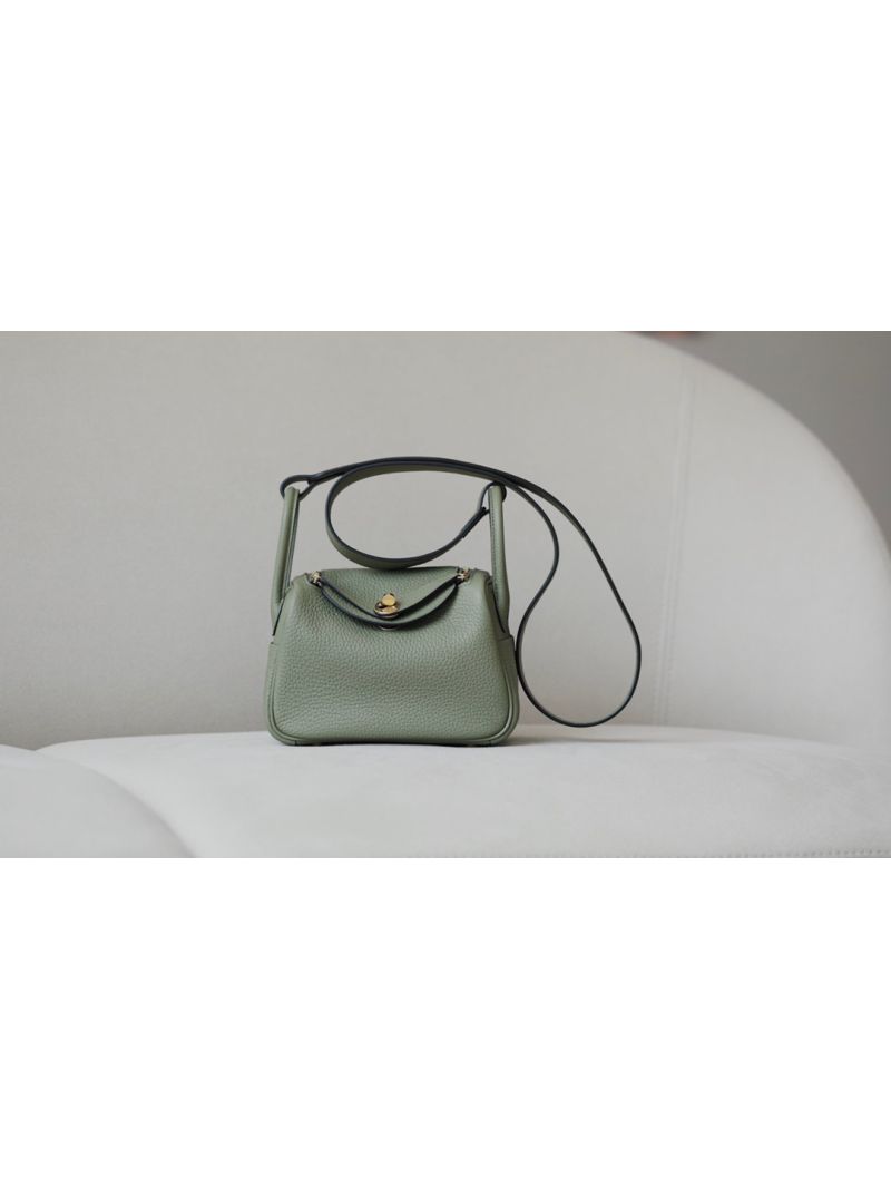 Hermes Mini Lindy 20cm Bag in Clemence V6 Canopee
