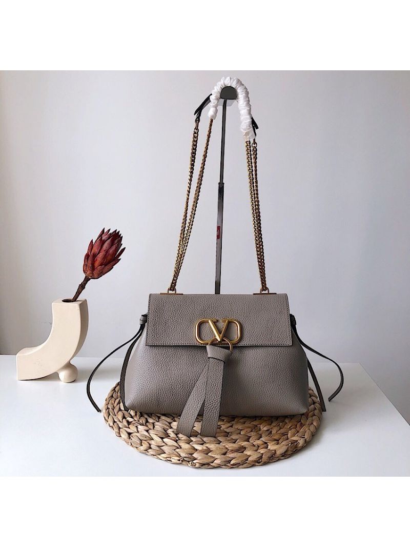 Valentino Garavani VRing Grainy Calfskin Crossbody Chain Bag SW2B0E67 Grey