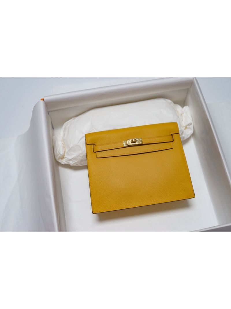 Hermès Evercolor Kelly Danse Bag in Yellow