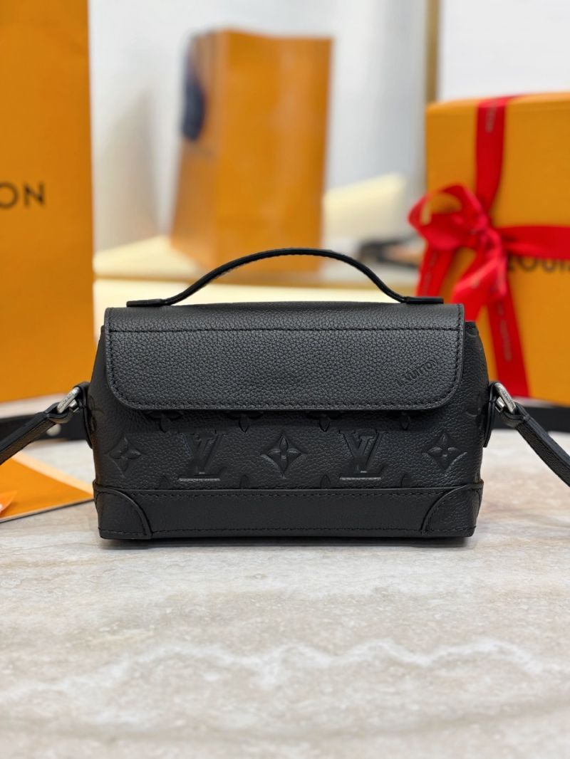 Louis Vuitton LV Steamer East West Wearable Wallet M13888 Taurillon Monogram Black