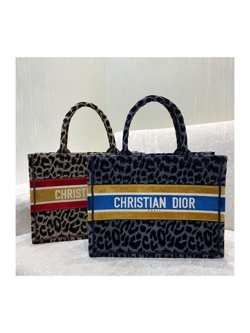 Dior Book Tote bag in Gray Multicolor Mizza Embroidered Velvet